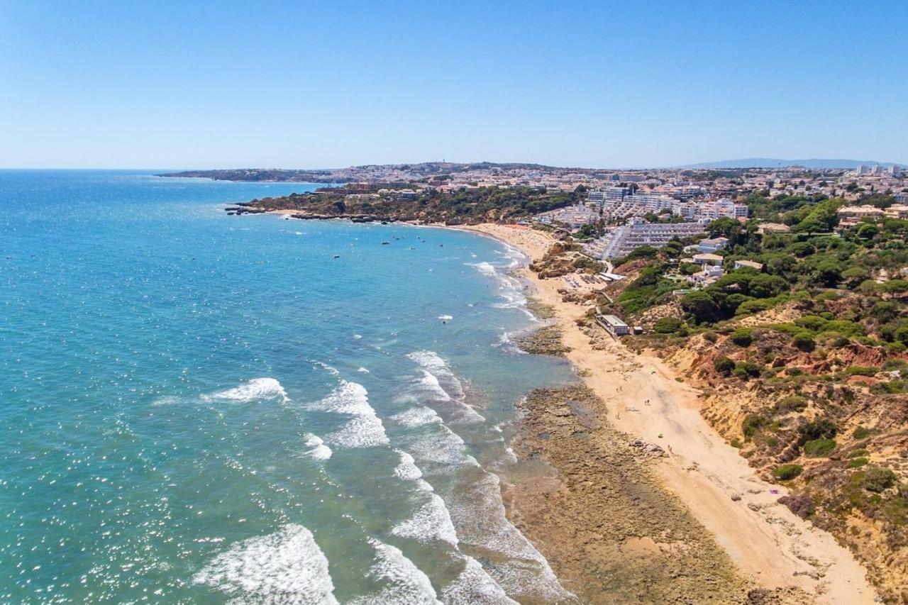Wonderful Flats With Pool By Host Wise Apartment Albufeira Bagian luar foto