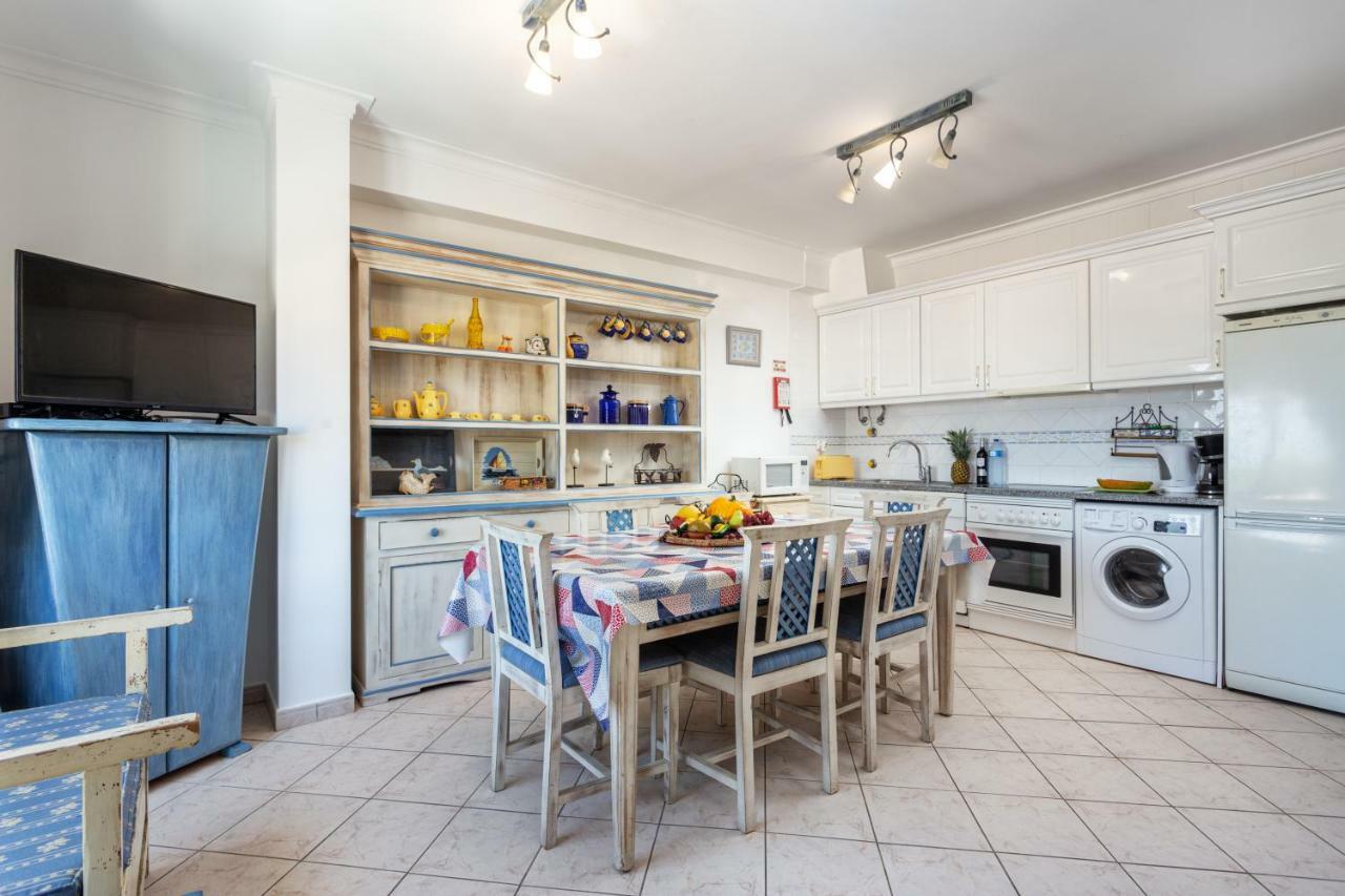 Wonderful Flats With Pool By Host Wise Apartment Albufeira Bagian luar foto
