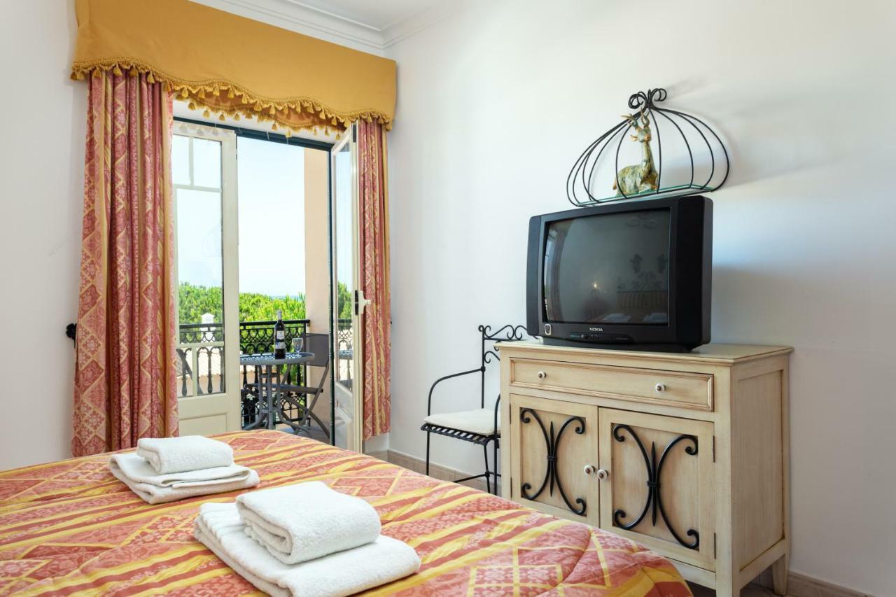 Wonderful Flats With Pool By Host Wise Apartment Albufeira Bagian luar foto